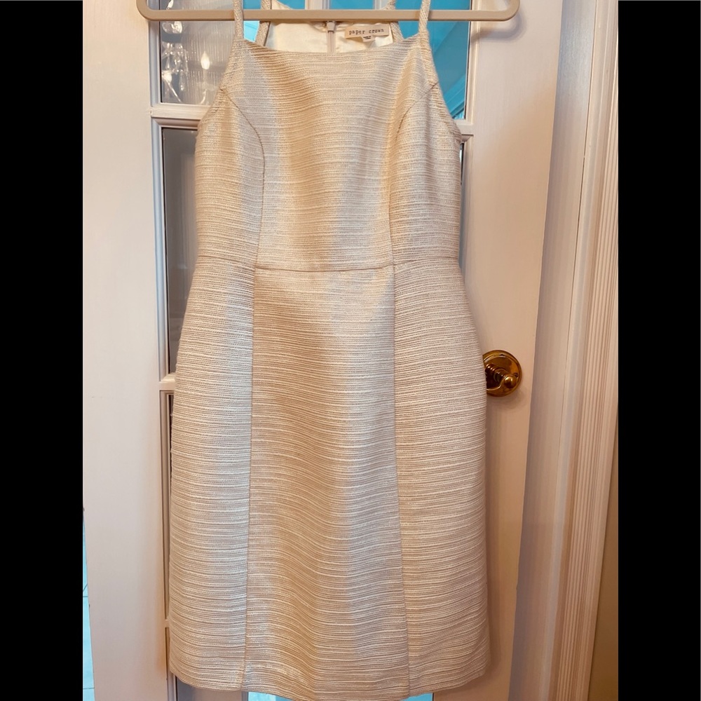 Beautiful lined dress w/ 90s style high neckline